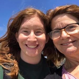 Meet your Posher, Camille